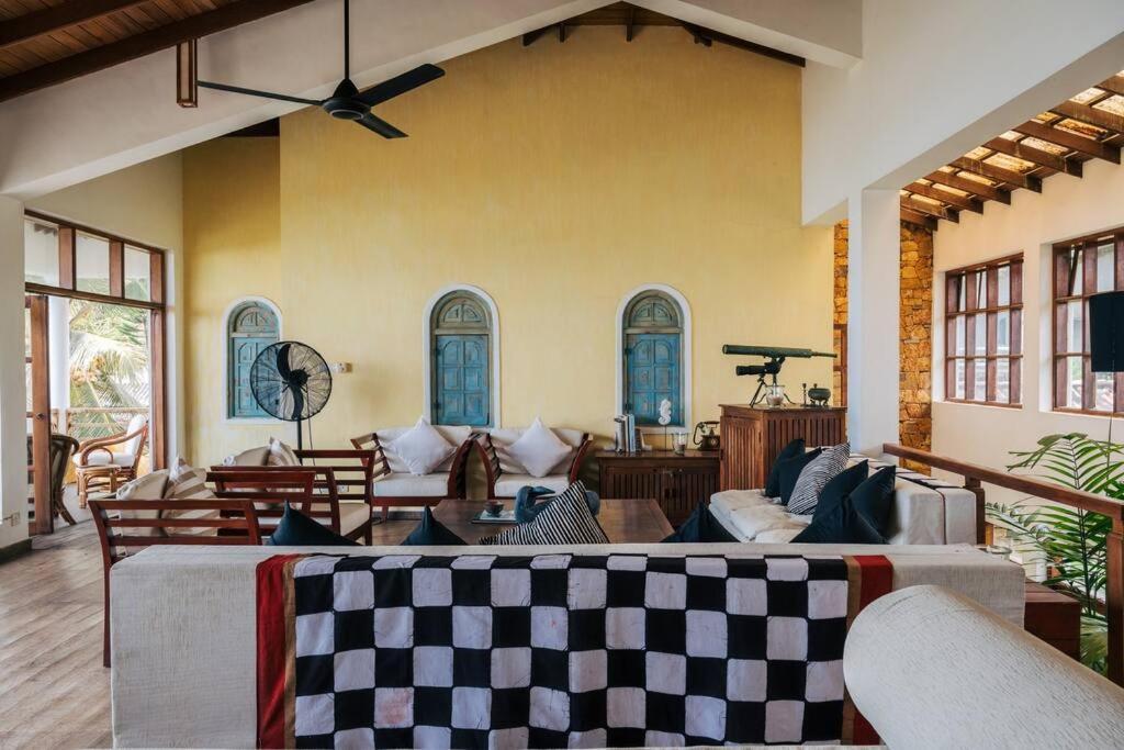 Santi Beach House With Pool & Beach فيليغاما المظهر الخارجي الصورة