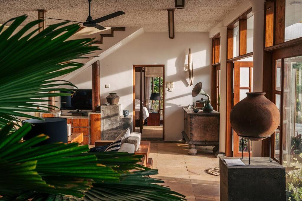 Santi Beach House With Pool & Beach فيليغاما المظهر الخارجي الصورة