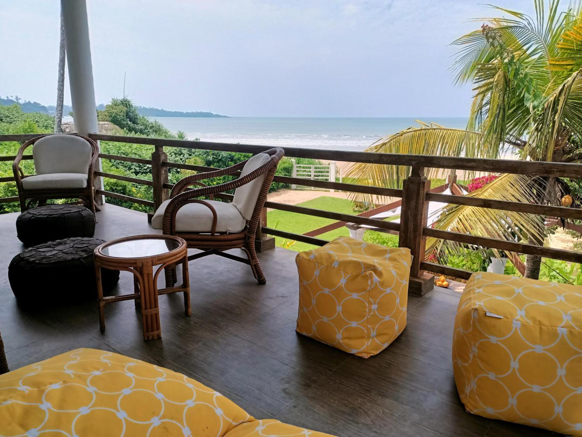 Santi Beach House With Pool & Beach فيليغاما الغرفة الصورة